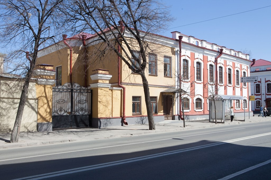Дом на Проломной... - по литературным адресам Казани